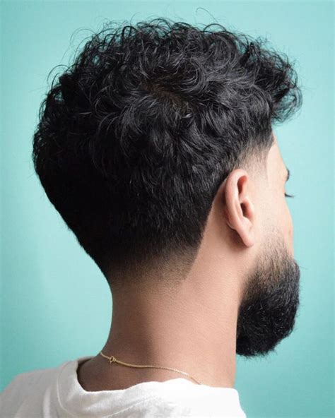 20-nov-2022 - Explora el tablero de rorri GJ "low Fade en V" en Pinterest. Ver más ideas sobre corte de pelo taper, peinados hombre pelo corto, cortes de pelo masculinos.